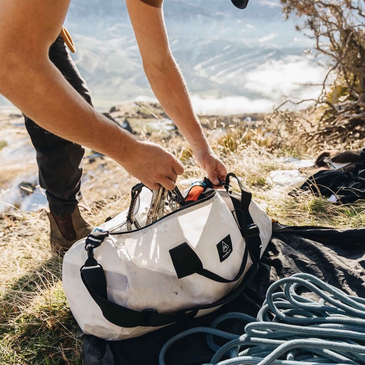 Hyperlite Mountain Gear Approach Duffel 30L